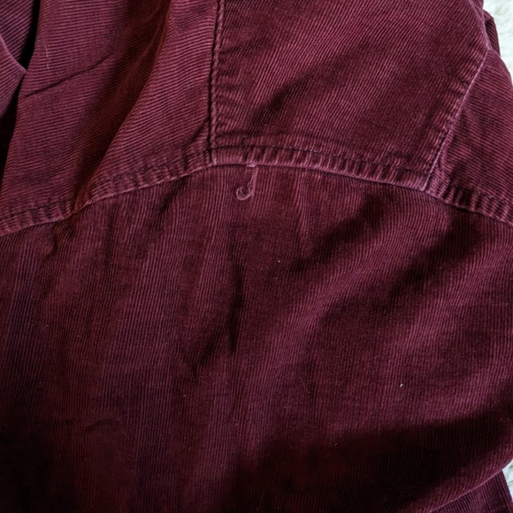 2/$25 Vintage Azur Corduroy Button Down - Picture 4 of 4